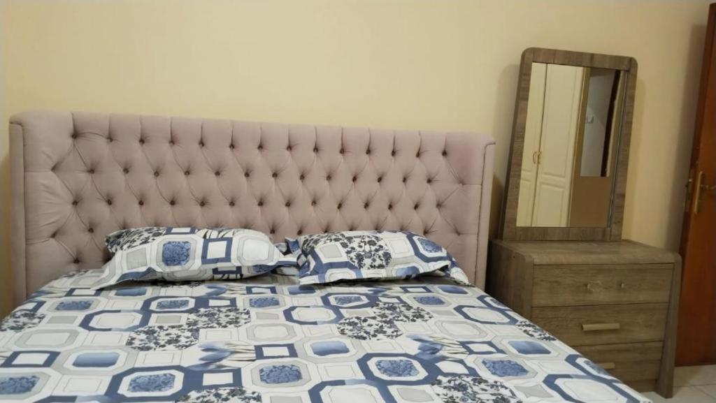 Holiday Home 2 Bedrooms Apartment For Family Only Şarja Dış mekan fotoğraf