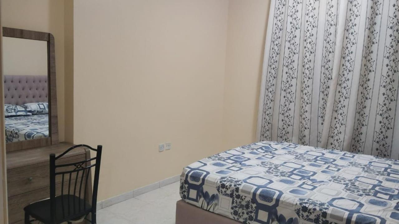 Holiday Home 2 Bedrooms Apartment For Family Only Şarja Dış mekan fotoğraf