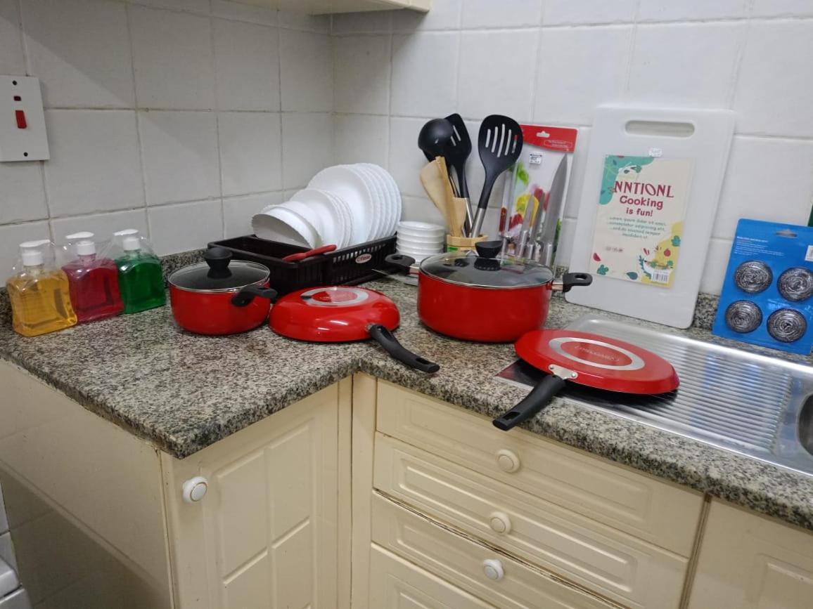 Holiday Home 2 Bedrooms Apartment For Family Only Şarja Dış mekan fotoğraf